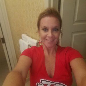 Meet your Posher, Lori